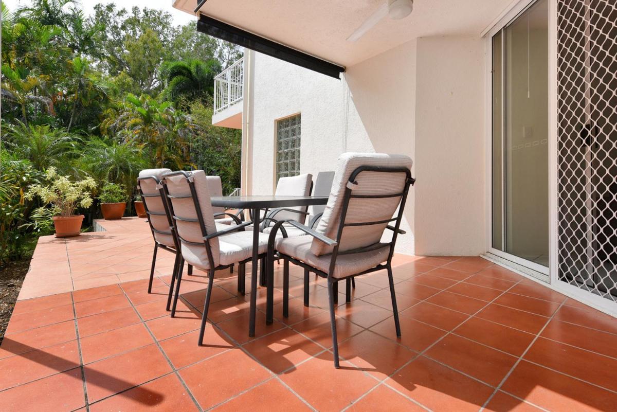 יורקיס נוב Golden Sands Beachfront Resort מראה חיצוני תמונה