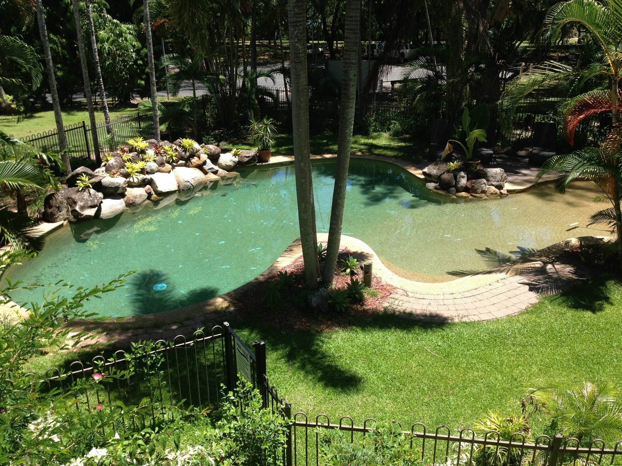 יורקיס נוב Golden Sands Beachfront Resort מראה חיצוני תמונה